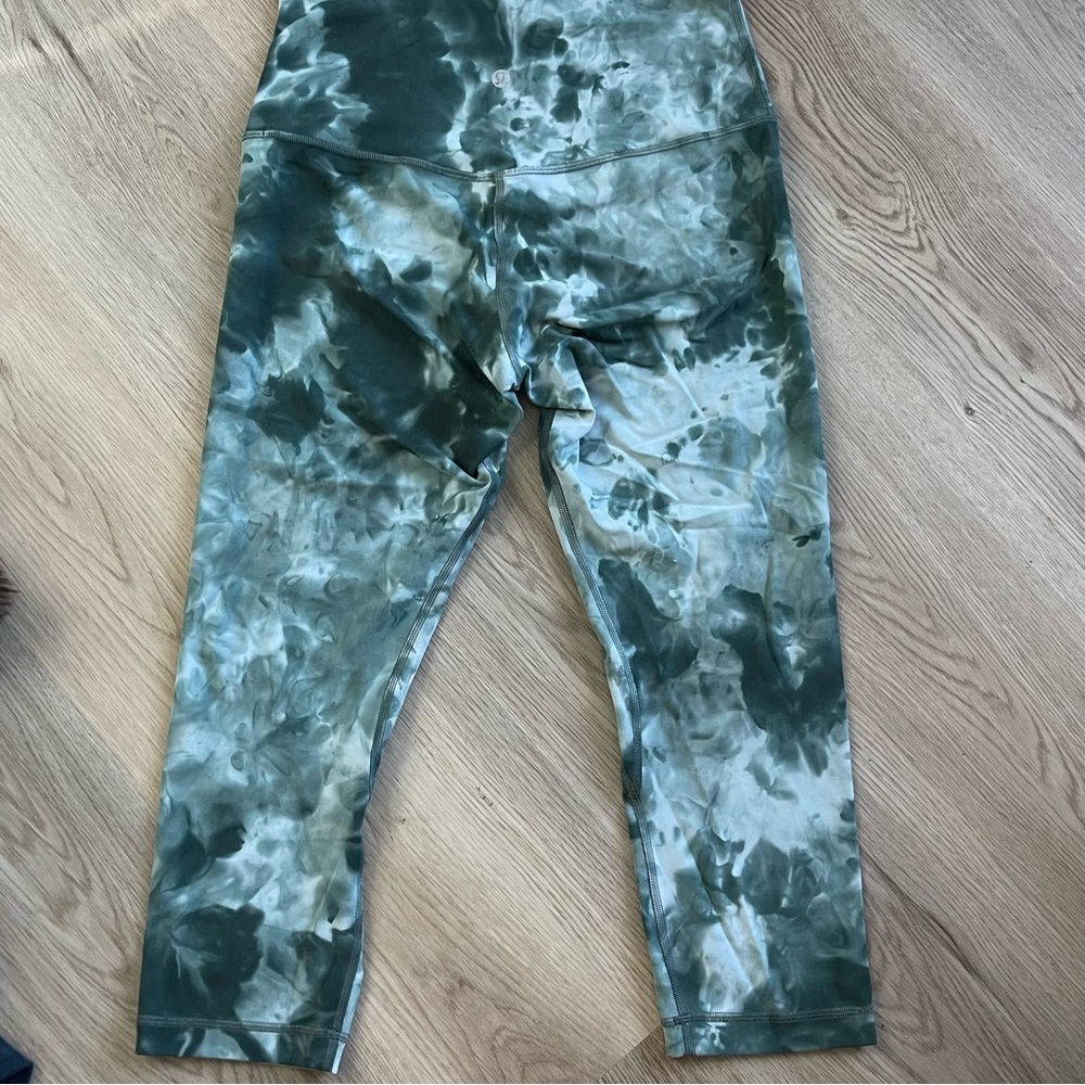 Lululemon Align High-Rise Crop Leggings Diamond Dye Starlight Smoked Spruce 8 - Picture 2 of 9